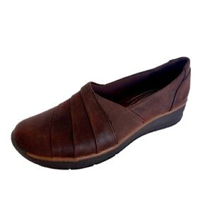 Baretraps Btrue Gisela Women’s Slip-on Wedge Faux Leather Brown Shoes Size 9 Med